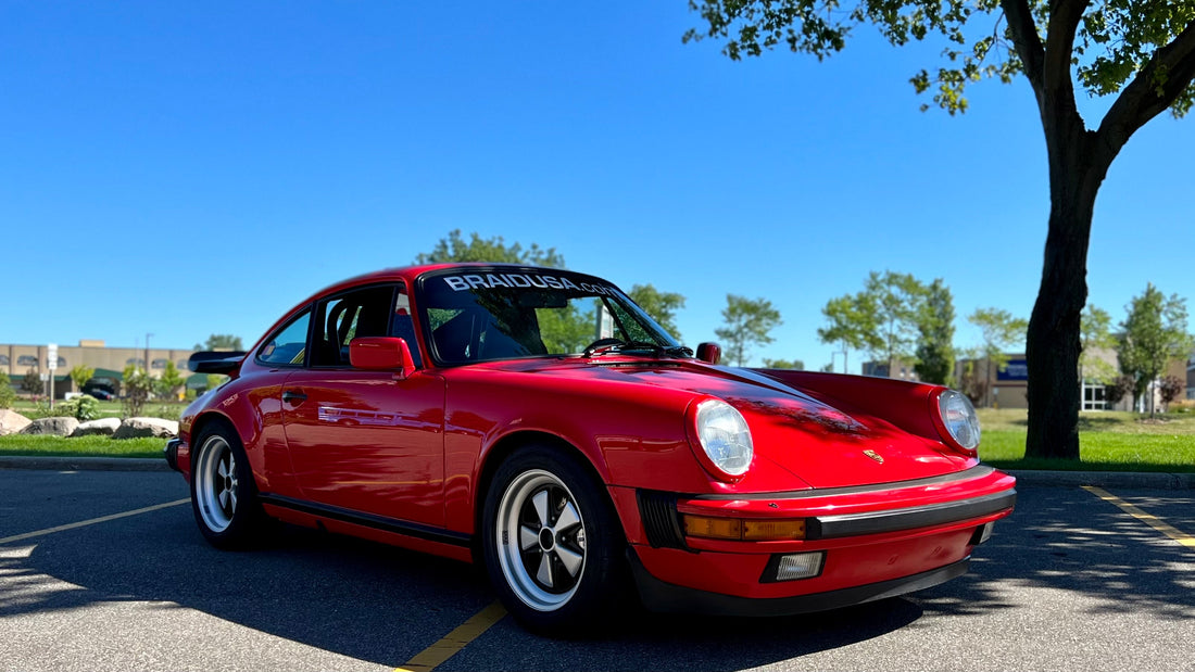 BZ16 - 1985 Porsche 911